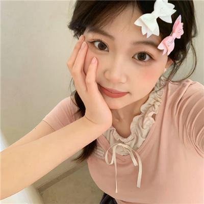一千个小吻封面